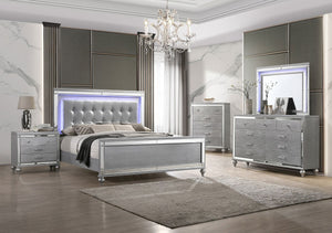 Valentino Panel Bedroom Set (Silver)