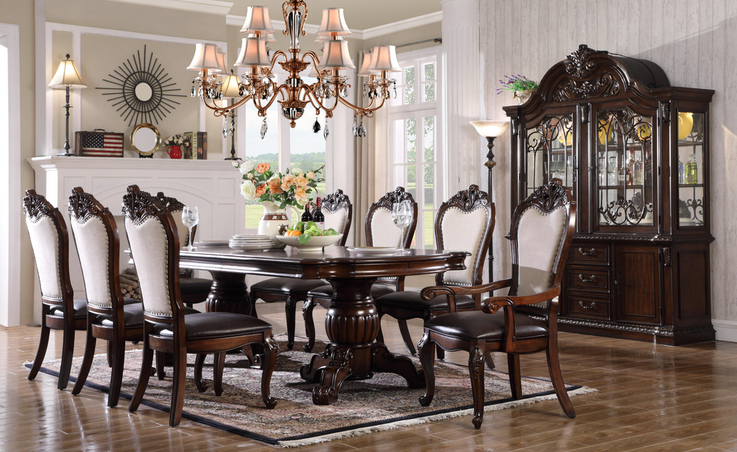 Traditional Dining Table Set